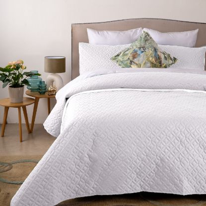 Show details for Cullinan Quilt Bed Set 3pc - White - King Picture of Cullinan Quilt Bed Set 3pc - White - King